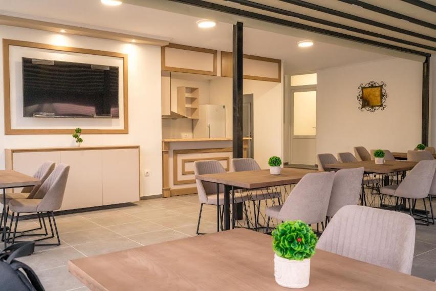 Bed and Breakfast Fenix Гевгелия Экстерьер фото